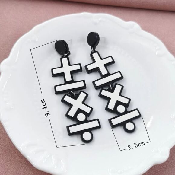 Boutique - Math symbol drop earrings - Picture 4 of 4